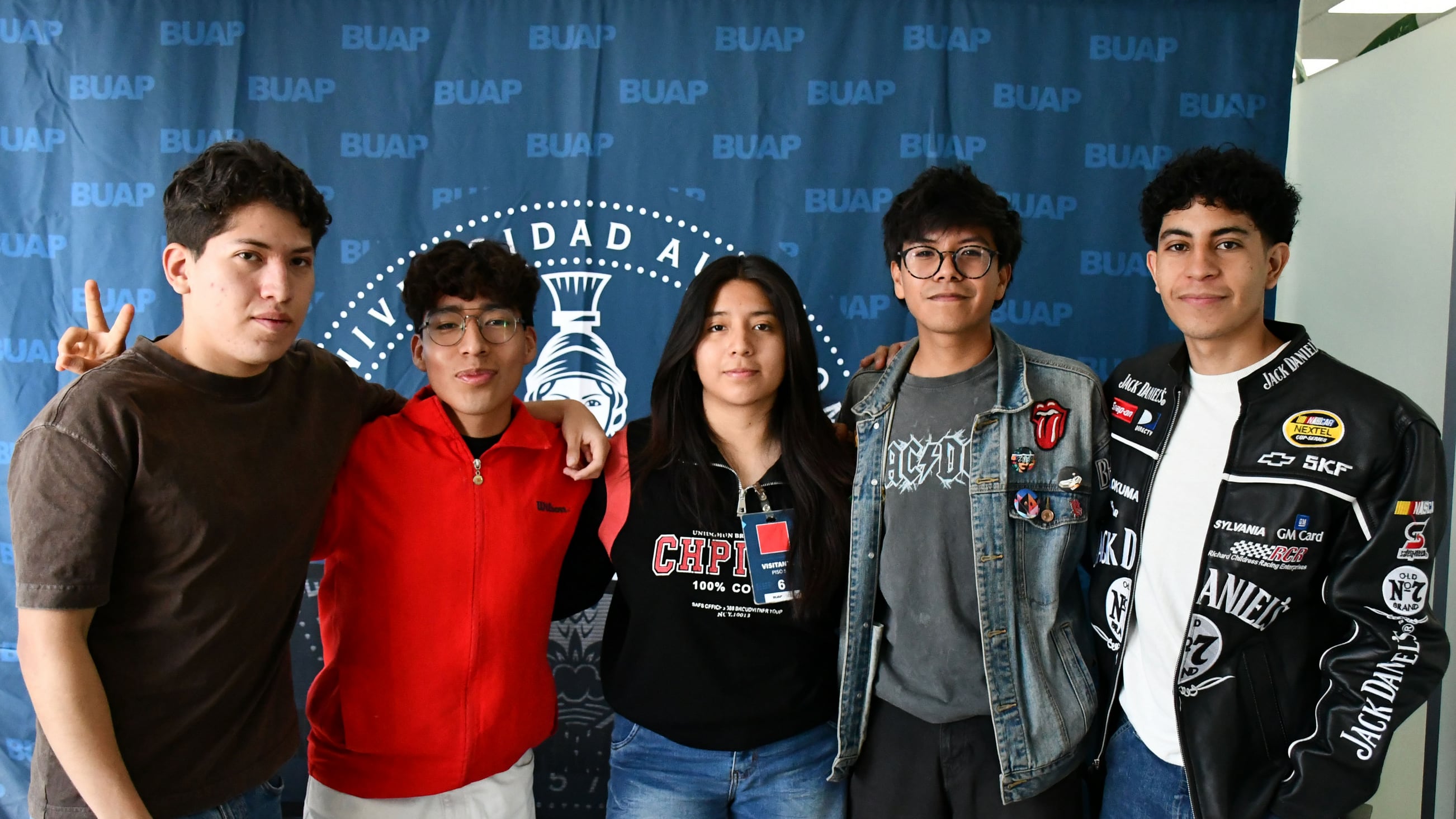 BUAP estudiantes ganan hackaton
