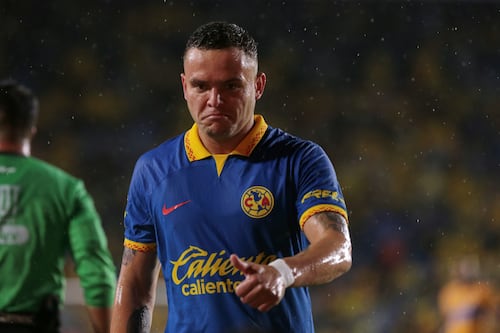 Jonathan Rodríguez cerca de salir del América