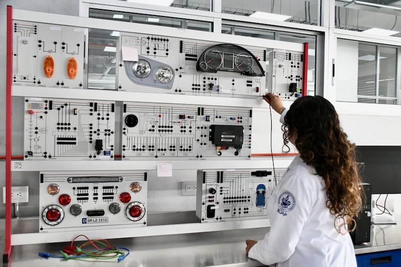 CU2: referente en innovación científica y formación de alta especialidad