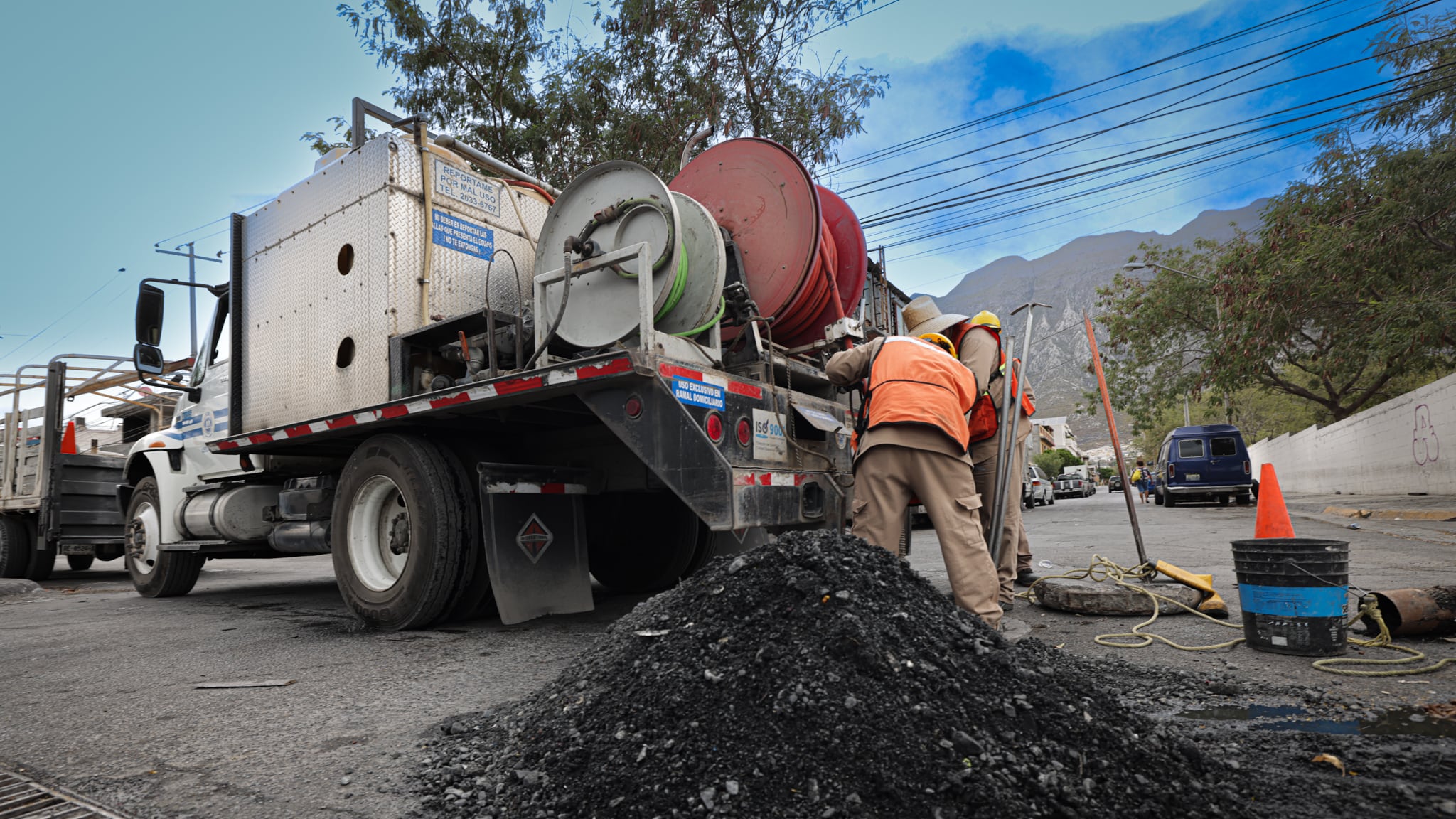 Agua y Drenaje ofrece un servicio integral a los usuarios.