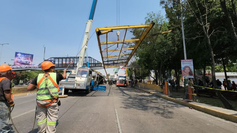 Trabajos en la Línea 5 del Metro para retirar tráiler y puente