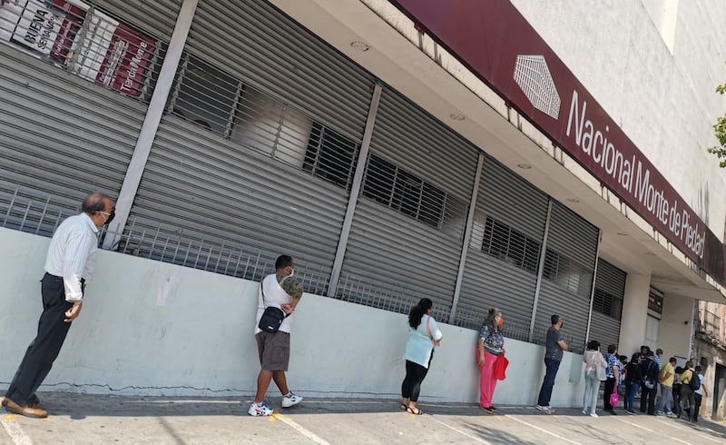 Mantendrán comunicación con los clientes. (Cuartoscuro)