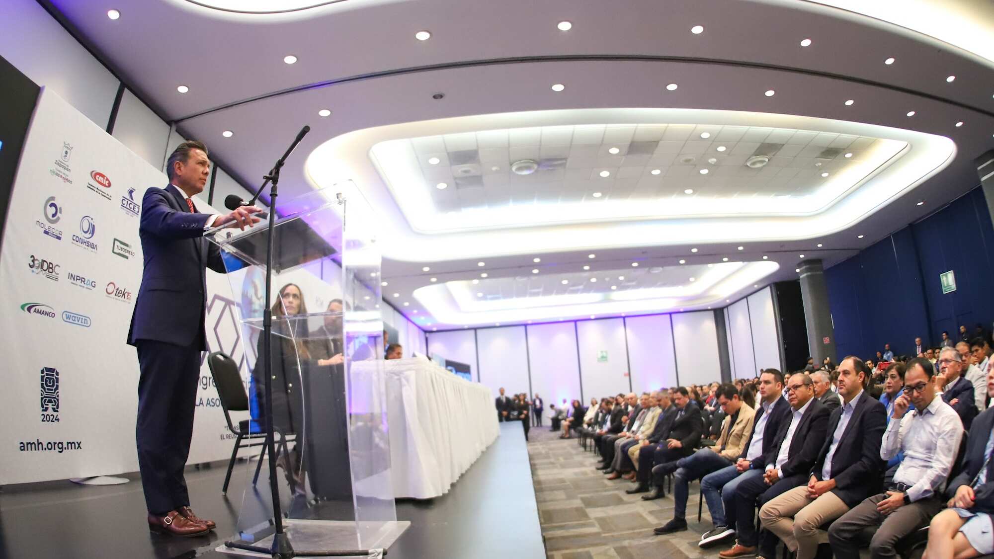 Pablo Lemus participó en el XXVII Congreso Nacional e Internacional de la Asociación Mexicana de Hidráulica (AMH) expuso su estrategia integral para el agua.