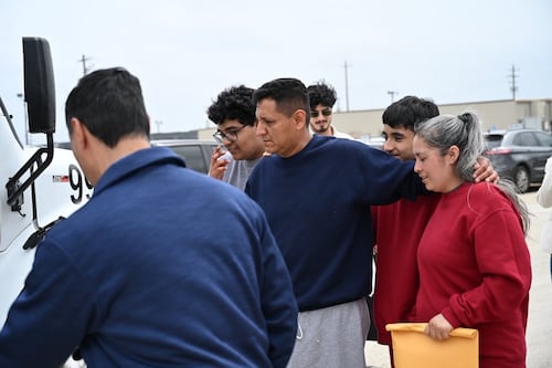 Liberan a jóvenes mariachis detenidos por migración en Texas, en el nuevo caso que sacude a EE. UU.