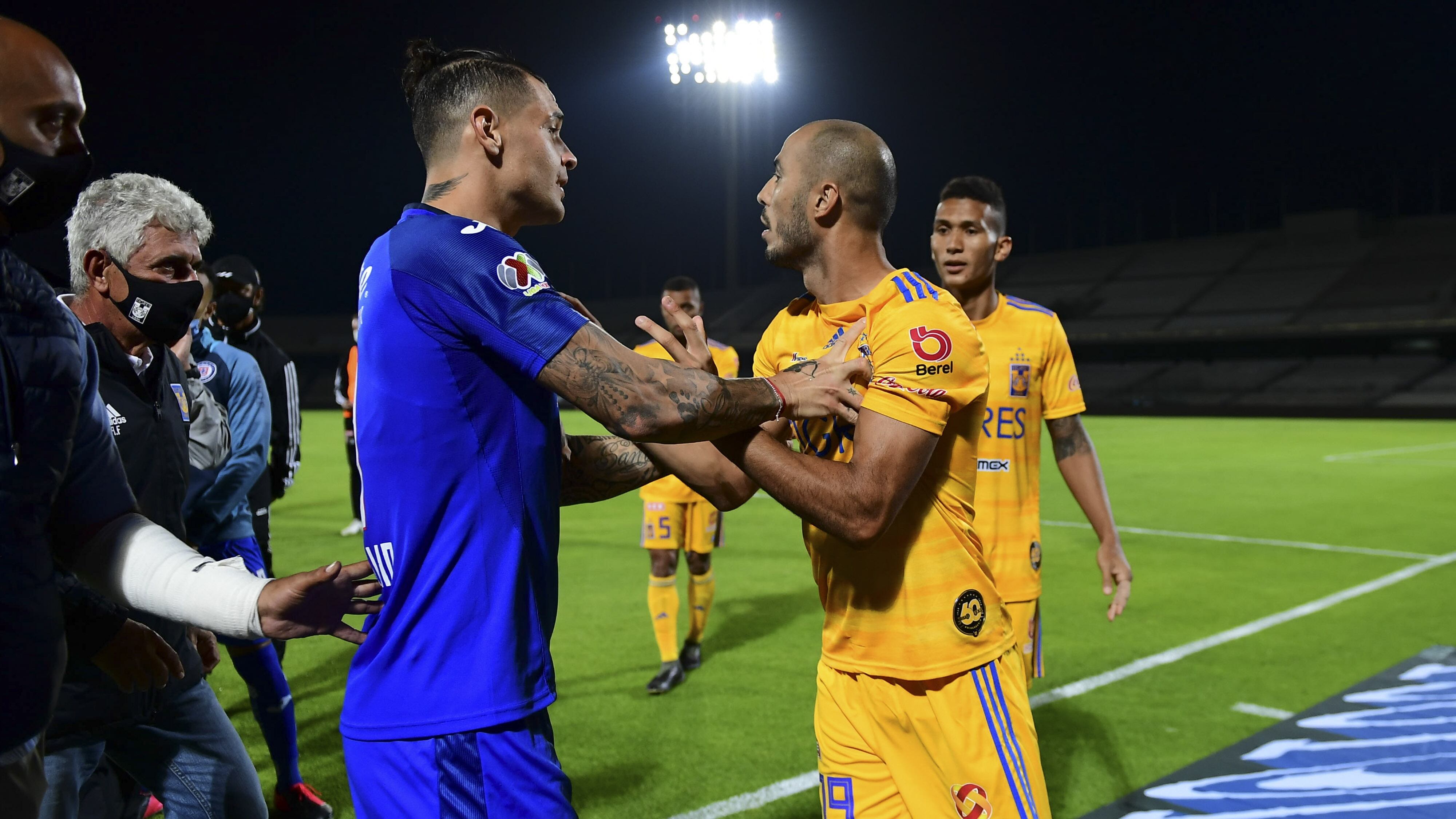 Guido Pizarro protagonizó la pelea con Siboldi