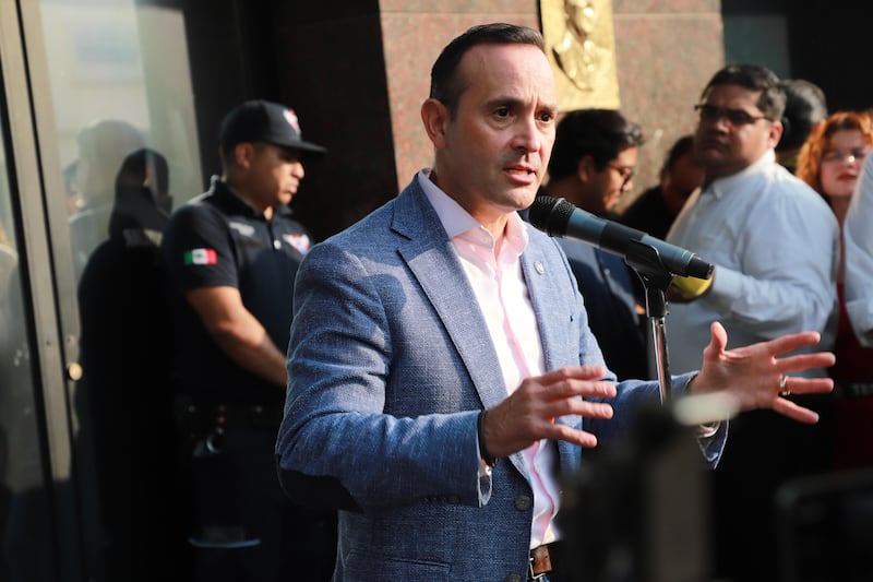 El PAN ve poco viable se apruebe deuda de AyD.