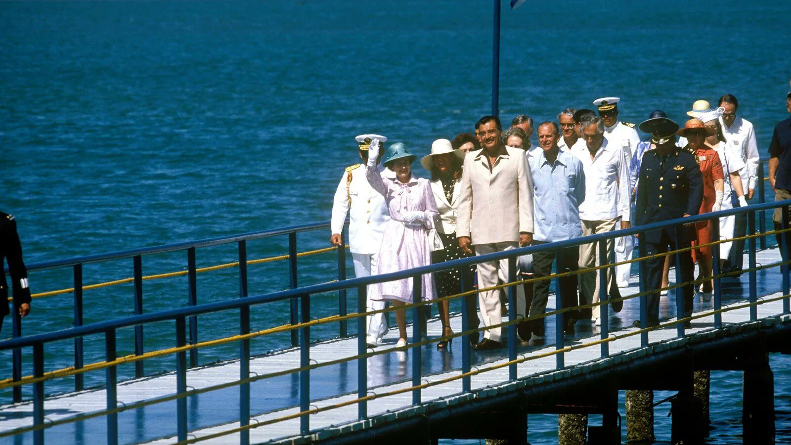 Reina Isabel II ¿Cuándo visitó las playas de Acapulco?