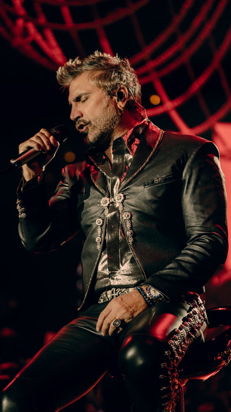 Las Vegas se convierte en la capital del orgullo mexicano con shows de Alejandro Fernández, Ricky Martin y Banda MS, además de la pelea de Canelo Álvarez, fiestas en clubes y celebraciones patrias con mariachi y gastronomía