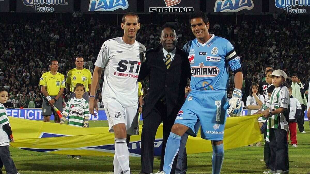 Pelé estadio Santos Laguna