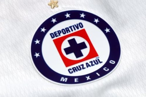 Cruz Azul presume la novena estrella en su nuevo jersey