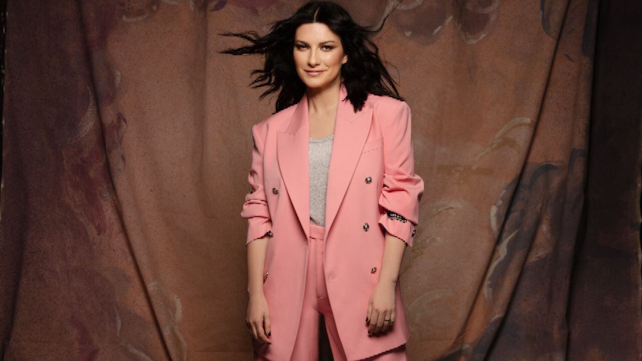 Laura Pausini explora un lado disruptivo con “Almas Paralelas”