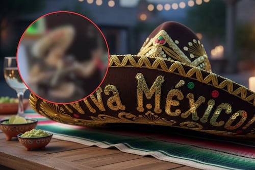 Identifican a mexicana que ‘faltó el respeto’ a la bandera con baile exótico: “Voy saliendo del bote”