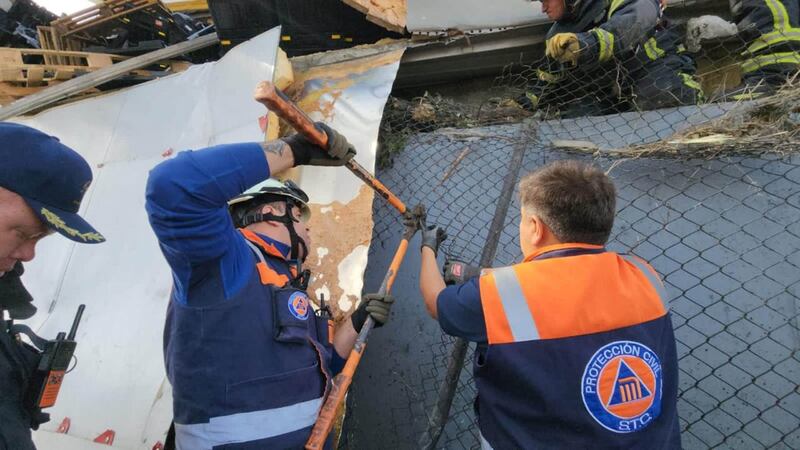 Trabajos en la Línea 5 del Metro para retirar tráiler y puente