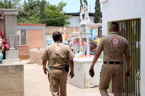 Tlajomulco recibió a más de siete mil 100 personas en sus cementerios por el Día de las Madres