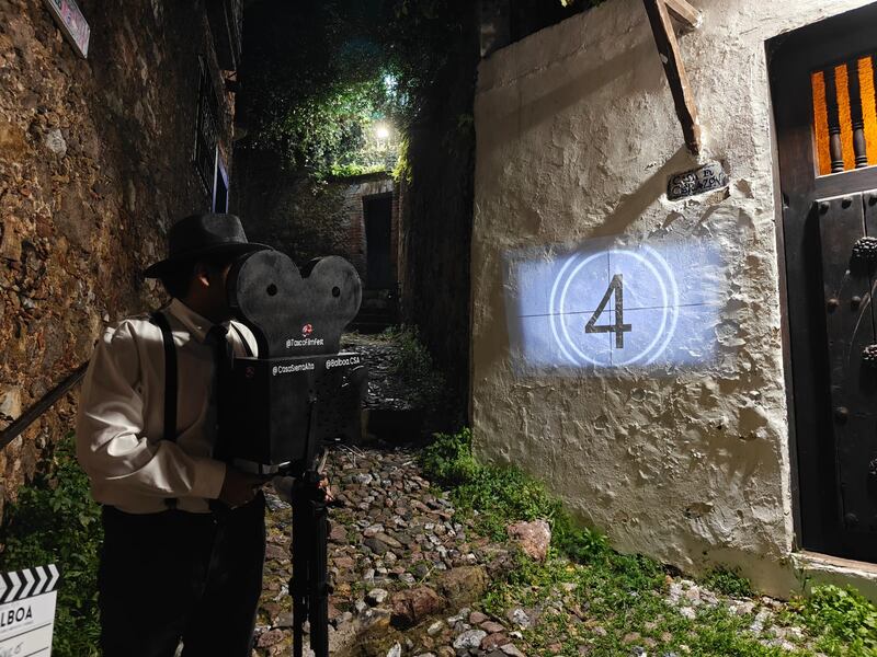 Desde pozas turquesas hasta llegar a Juliantla, la tierra de Joan Sebastian. Además, te decimos dónde comer delicioso y los tours que te harán sentir en una película