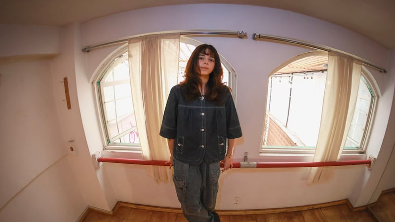 Bratty prepara gira tras el estreno de Hoshi, en donde participa Ed Maverick y Julieta Venegas