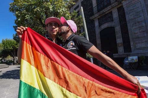 Proponen eliminar delito de ‘peligro de contagio’ para proteger a personas con VIH