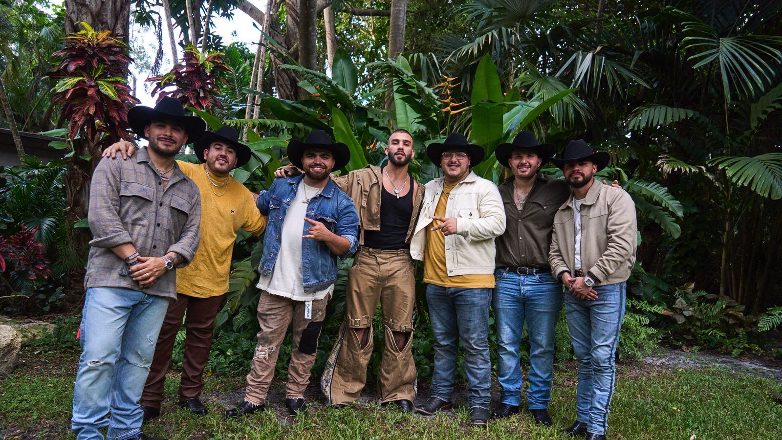 Pronto saldrá el video con el Grupo Frontera.