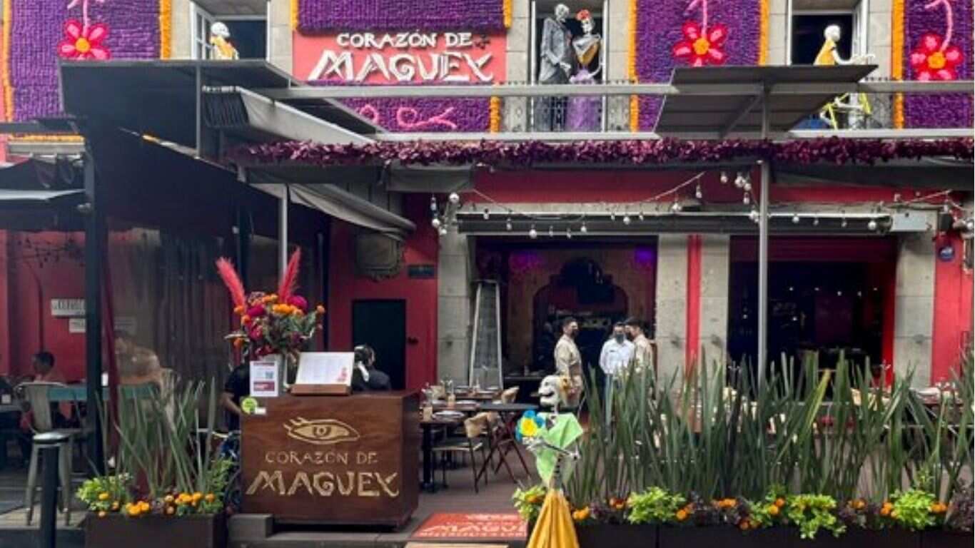 Famosa actriz de telenovelas denuncia discriminación en restaurante Corazón de maguey