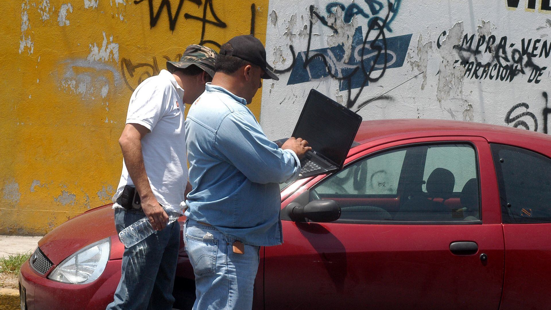 Más de 139 mil autos fueron robados en México durante los últimos 12 meses; con un promedio de 166 casos por día, reportaron aseguradoras.