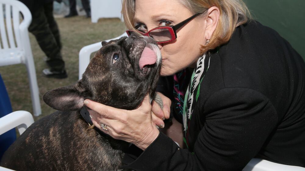 La actriz dio vida a la Princesa Leia de la saga de Star Wars