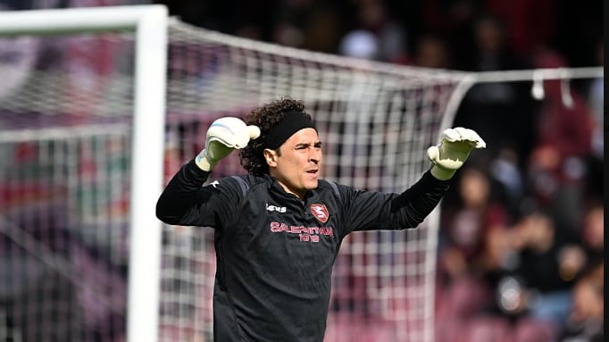 Guillermo Ochoa mostró una buena actuación I @OfficialUSS1919