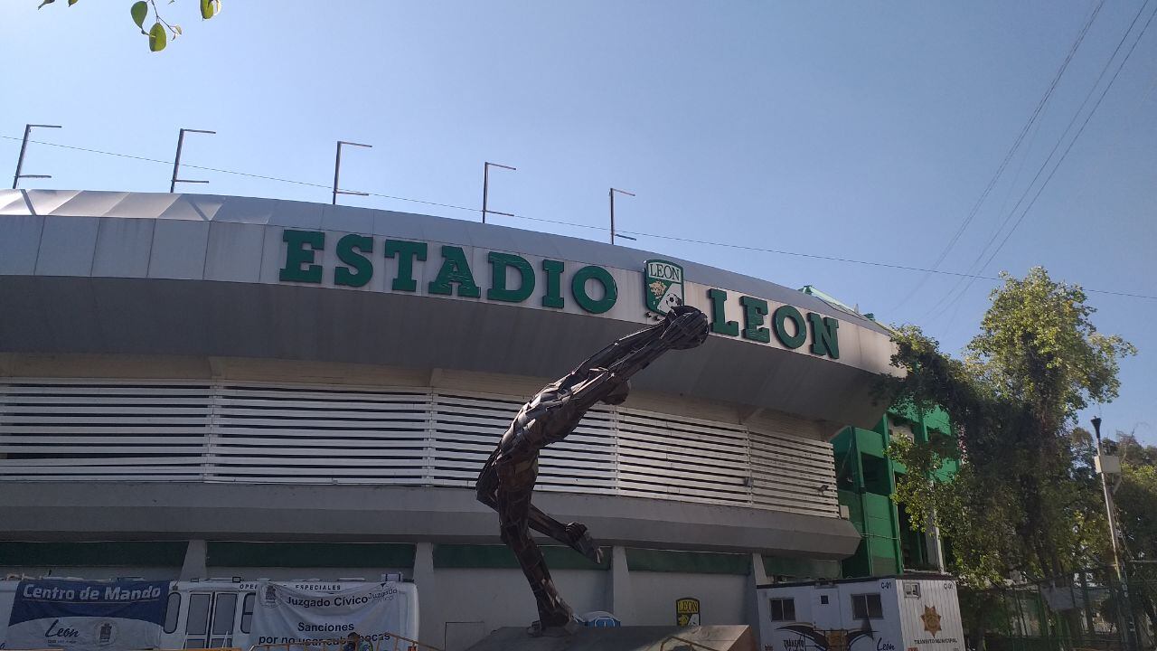 Proyecta una nueva casa para el equipo esmeralda.