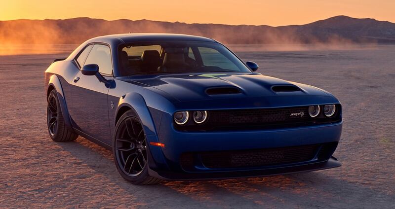 Dodge-Challenger-SRT-Hellcat-2019-2