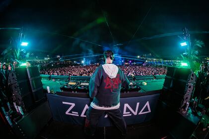 Este fin de semana, el Hipódromo de las Américas será testigo de una celebración única como parte del regreso del Zamna Festival a Ciudad de México, el cual promete hacer vibrar a los fanáticos de la música electrónica con propuestas de algunos de los artistas más destacados de la escena internacional.