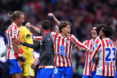 Atlético resiste y elimina al Barcelona en una noche de infarto de la Champions