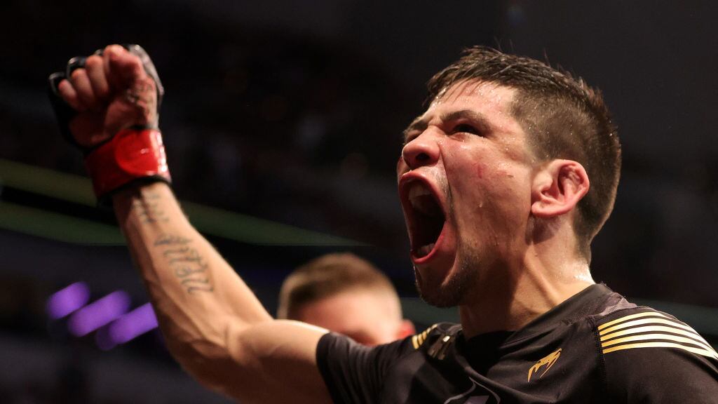 Brandon Moreno mostró las heridas