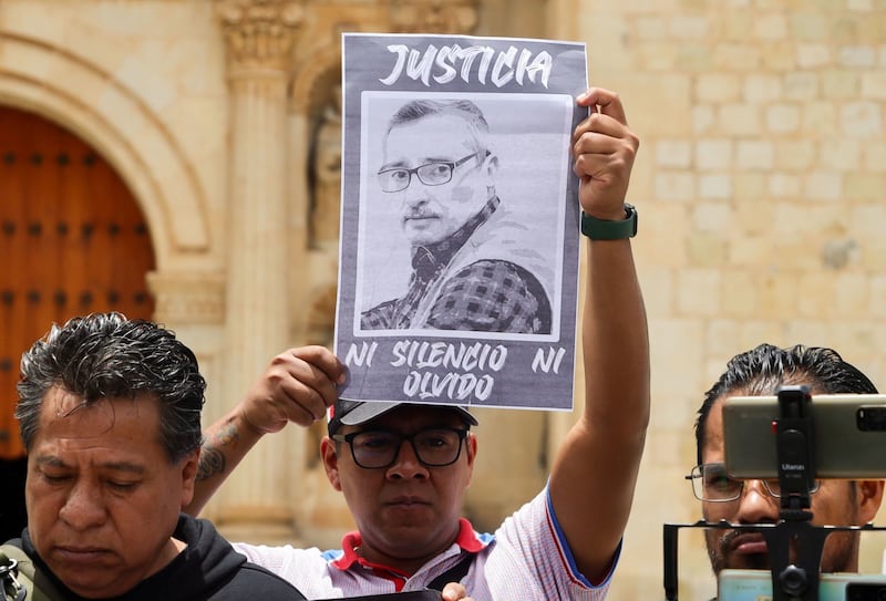 Detienen a presunto homicida del periodista Luis Martín Sánchez, corresponsal de La Jornada
