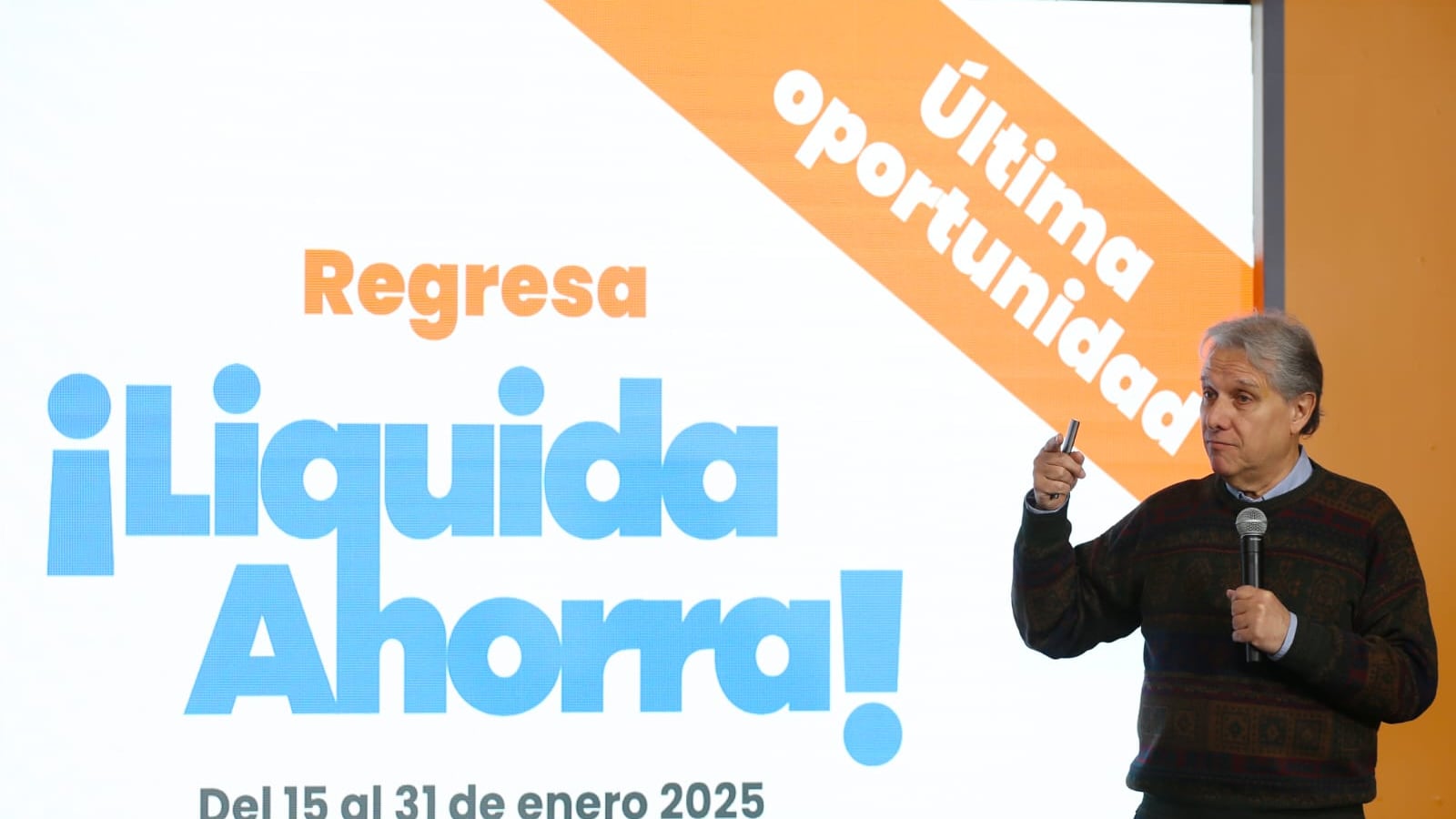 Barragán señaló se cobran 460 pesos por cuota de reconexión de servicio.