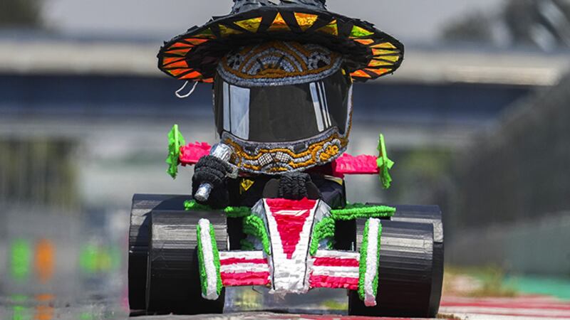 concurso de piñatas en la f1