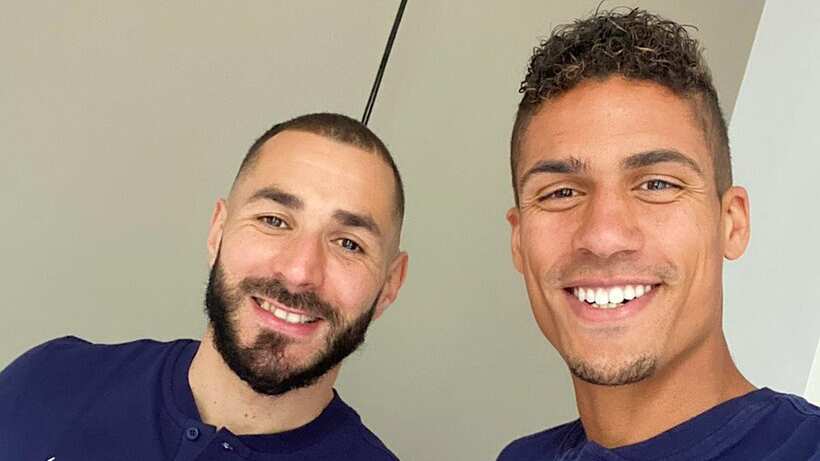Karim Benzema se reencuentra con Deschamps y la Selección francesa