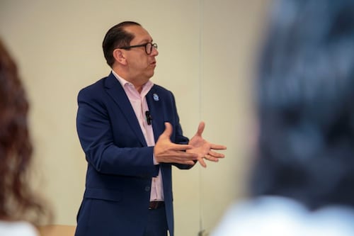 Fortalecen liderazgo en salud con programa de capacitación para directivos en Guanajuato