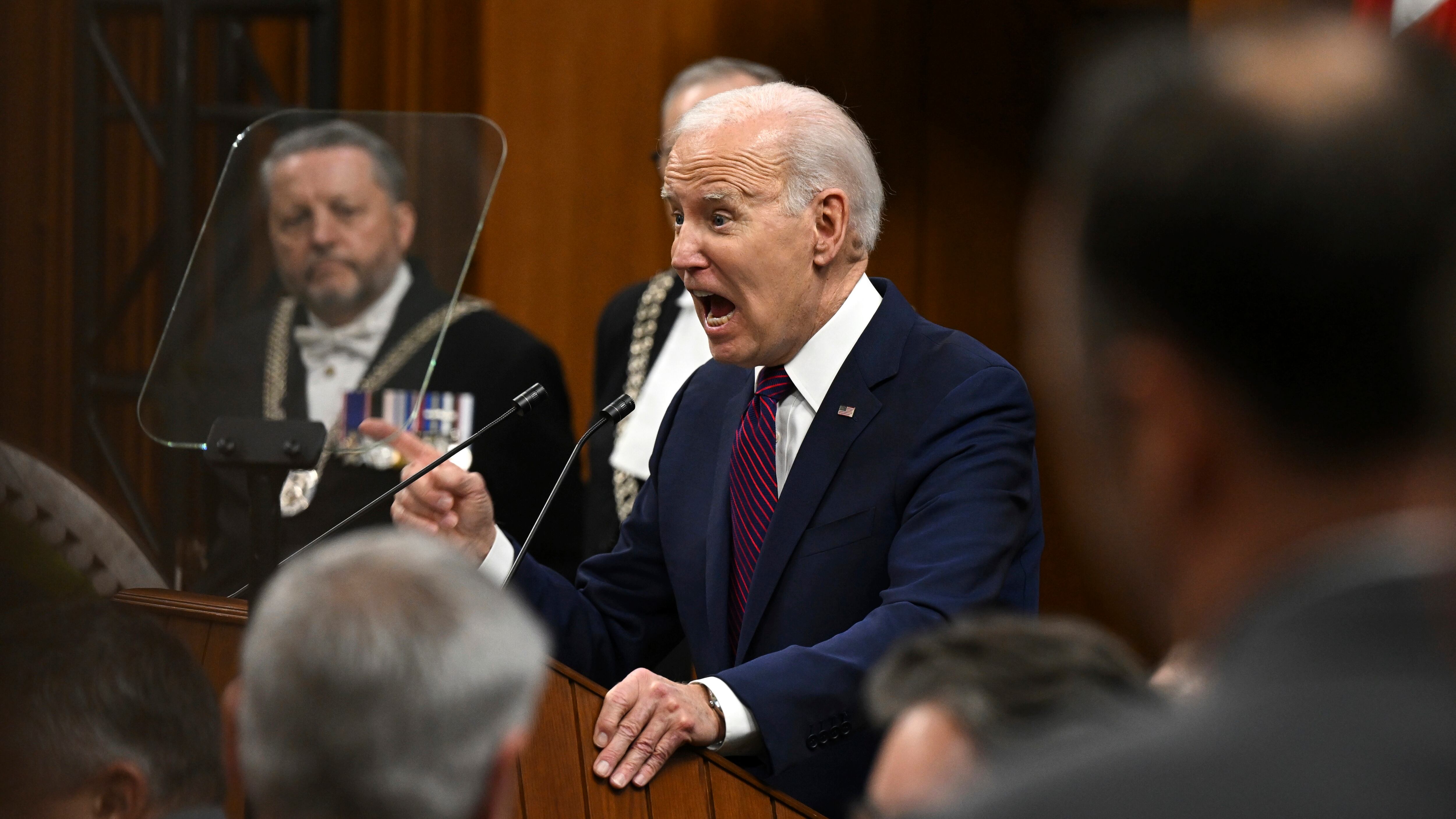 Biden dice que “no busca un conflicto con Irán” mientras lanzó contra milicias proiraníes en Siria