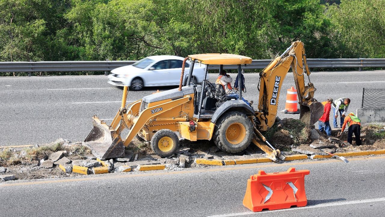 Durante la implementación de este carril de contraflujo se contará con la presencia de agentes.