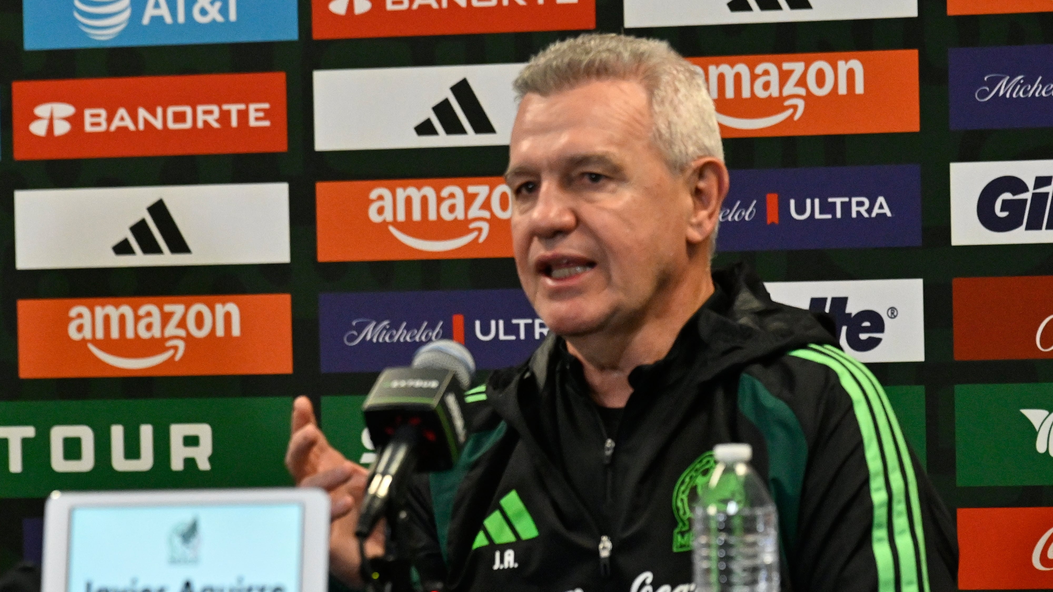 Aguirre habría dado autorización a Vega y Gallardo.