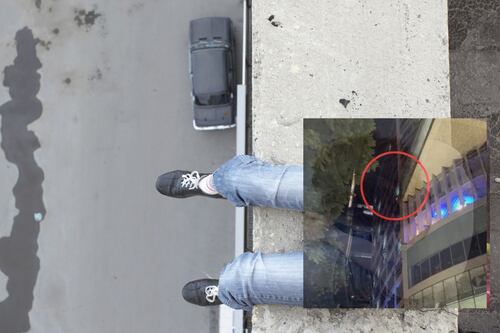 ¿Por qué se aventó del hotel la mujer que murió sobre Reforma?