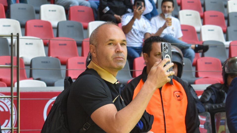 Andres Iniesta - Juego de Leyendas