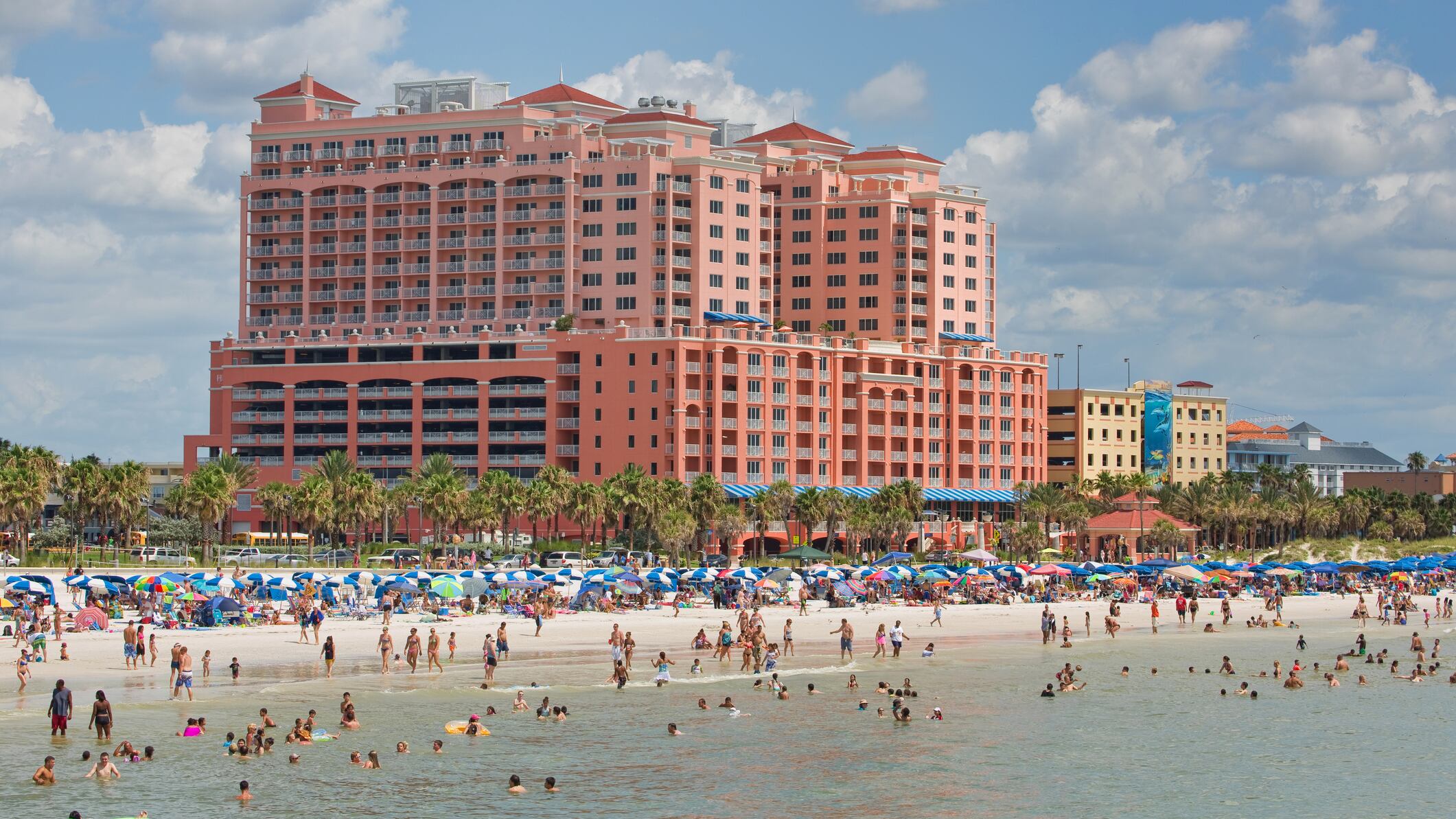 A solo dos horas y media de Orlando, Florida, se encuentra este destino, ideal para los amantes de la playa y la diversión