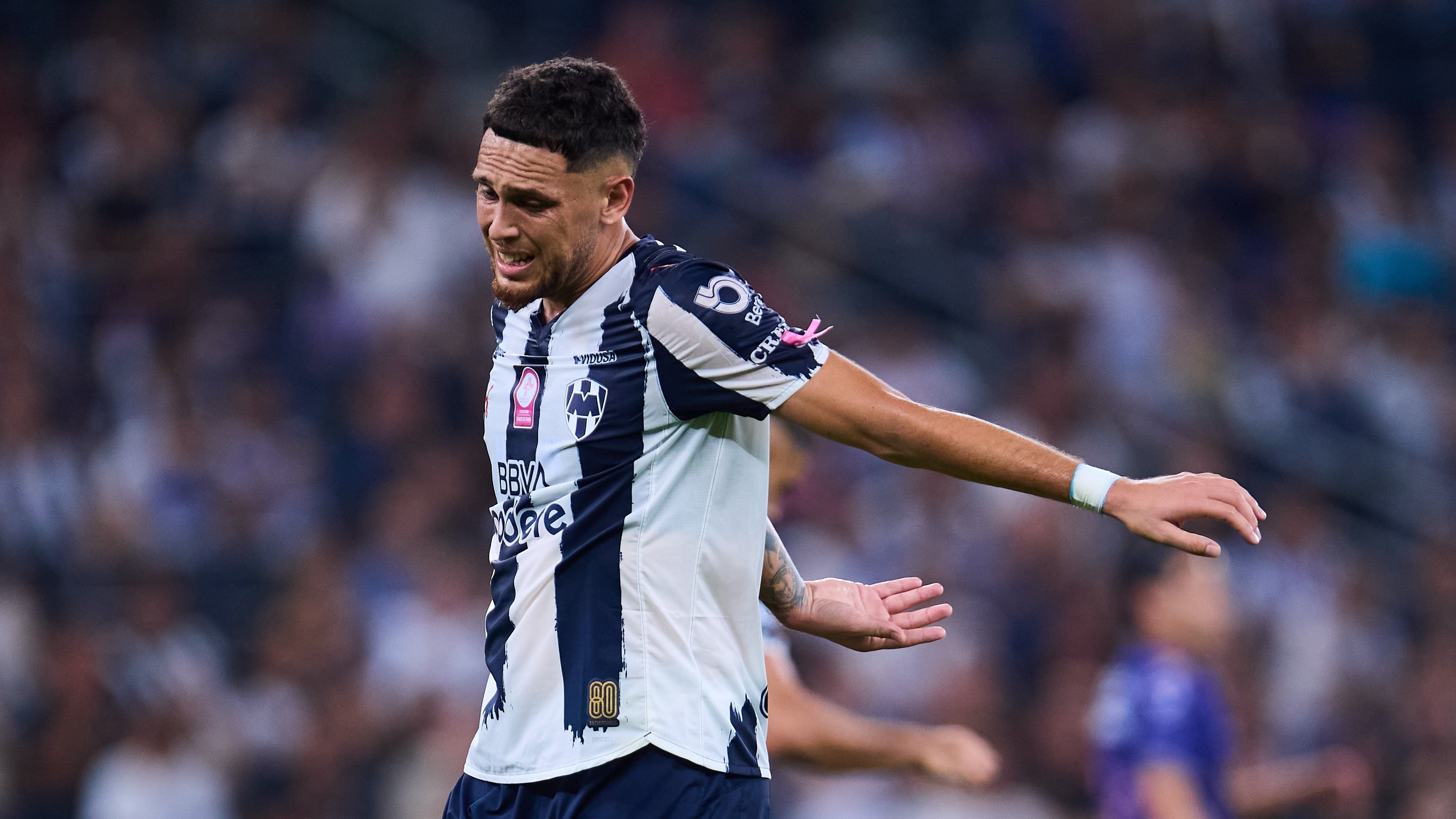 Lucas Ocampos sufrió un accidente.