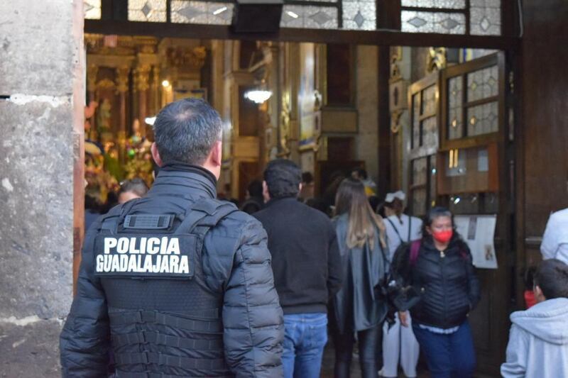 Se reportan hasta esta tarde la visita de 27 mil personas al Santuario de la Virgen de Guadalupe.