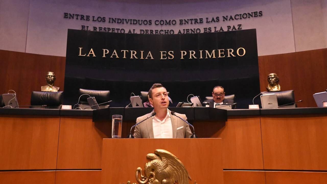 Cada administración, dijo Colosio Riojas, llega con entusiasmo, pero enfrenta de inmediato una curva de aprendizaje pronunciada.