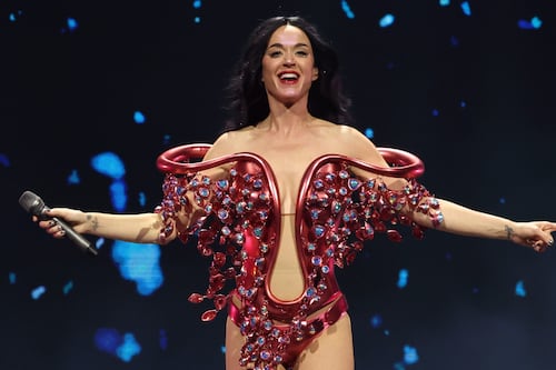 Internet en shock: Katy Perry y Justin Trudeau confirman su romance en París