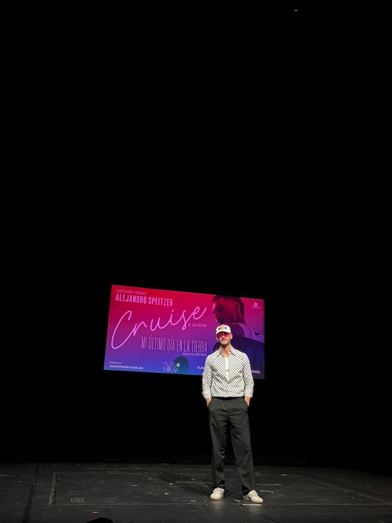 Alejandro Speitzer regresa al teatro con ‘Cruise’