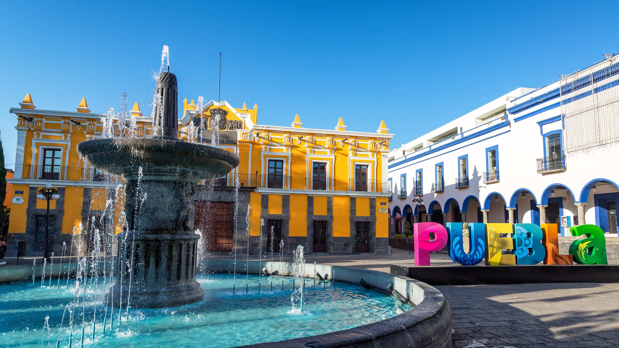 La que alguna vez fue una ciudad de paso, hoy se ha establecido como una metrópoli, se considera Patrimonio Mundial por la UNESCO y ofrece una infinidad de monumentos y actividades