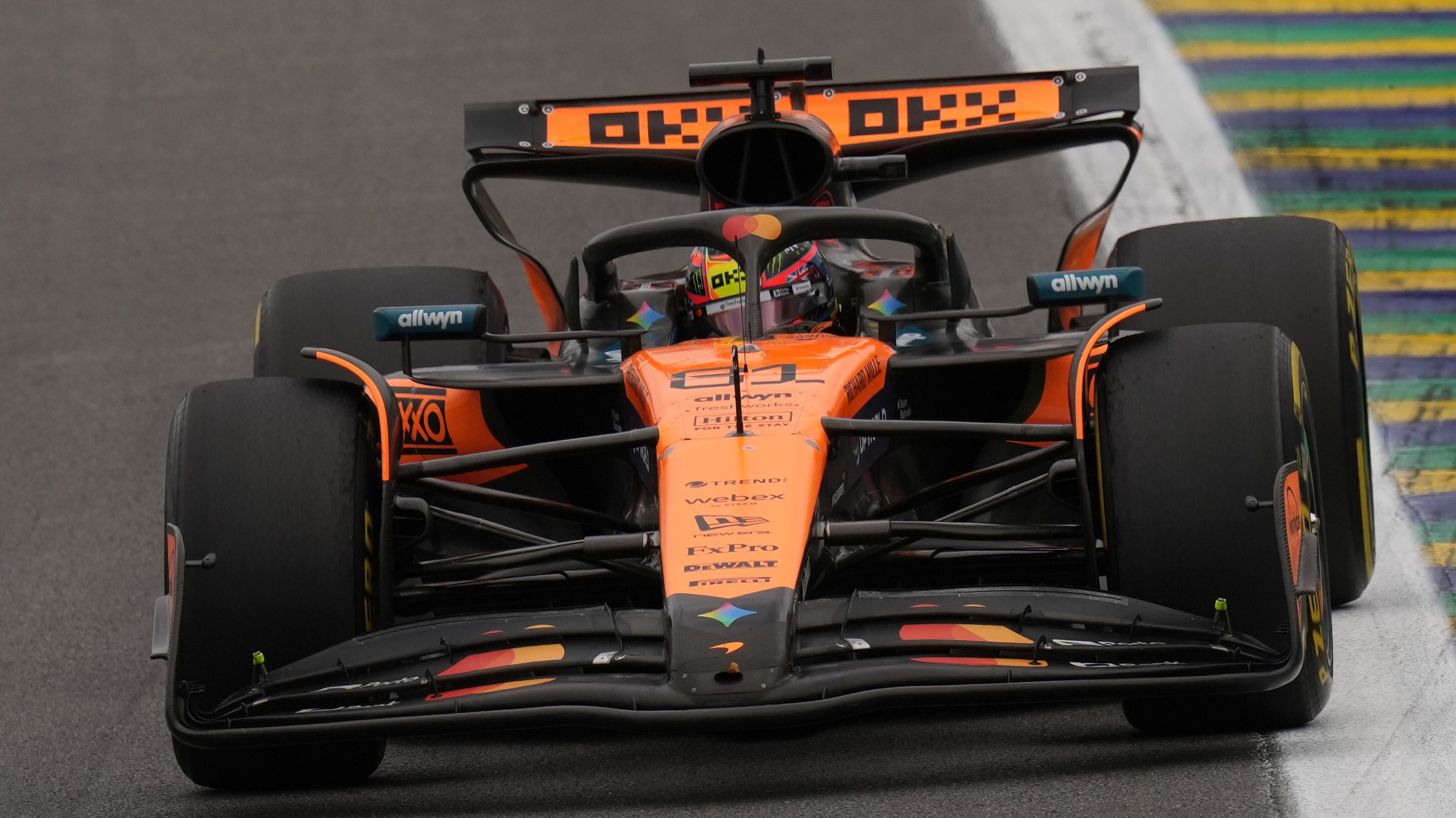 Oscar Piastri fue sancionado en el GP de Brasil.