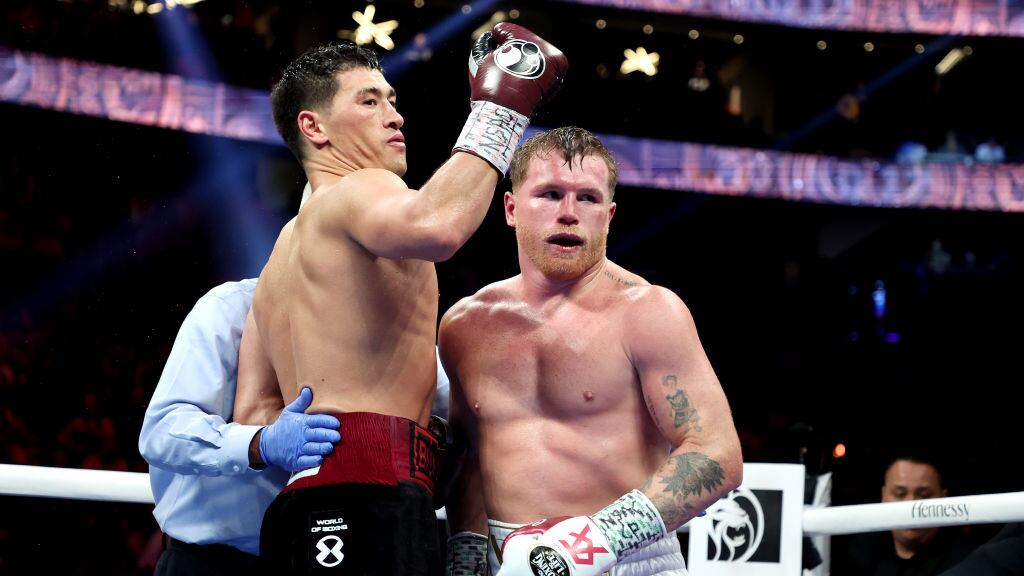 Canelo Alvarez v Dmitry Bivol